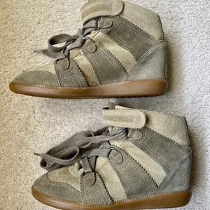 Isabel Marant Bobby Wedge Sneakers Suede Green